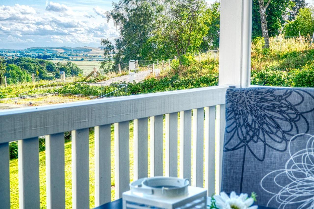 Mit Meerblick Und Balkon, Gratis Nutzung Vom Ahoi Erlebnisbad Und Sauna In Sellin - Meeresblick Fewo 35 เกอเรน ภายนอก รูปภาพ